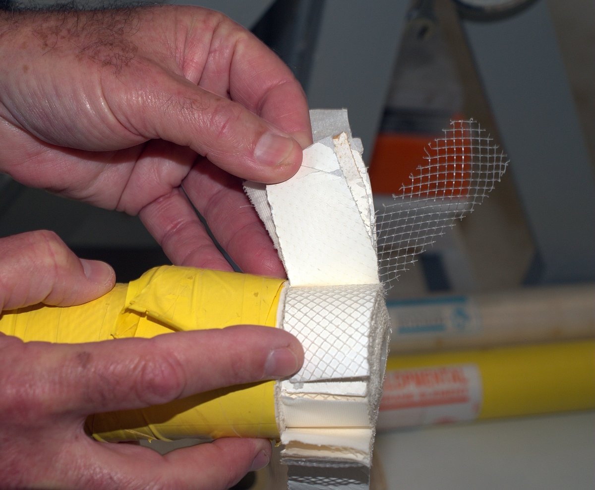 Reverse osmosis membrane element layers cross-section showing membrane sheets, permeate carrier, and feed spacer