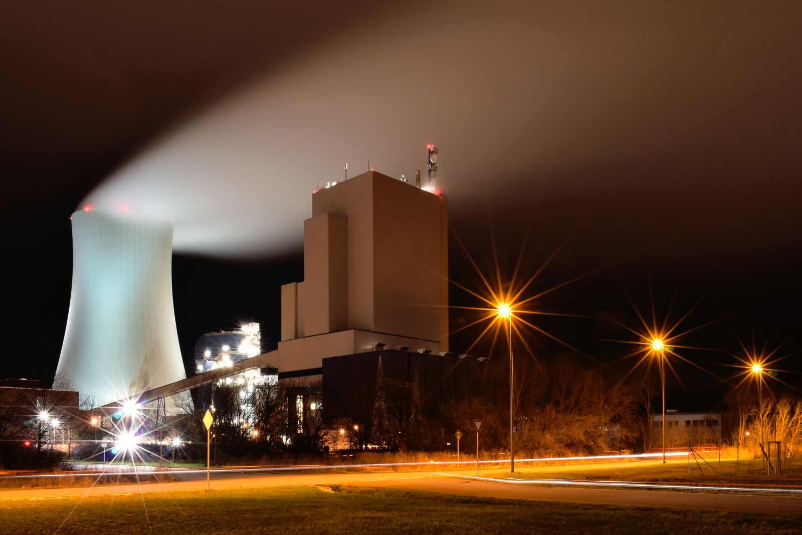 Rostock steam power plant, long exposure view