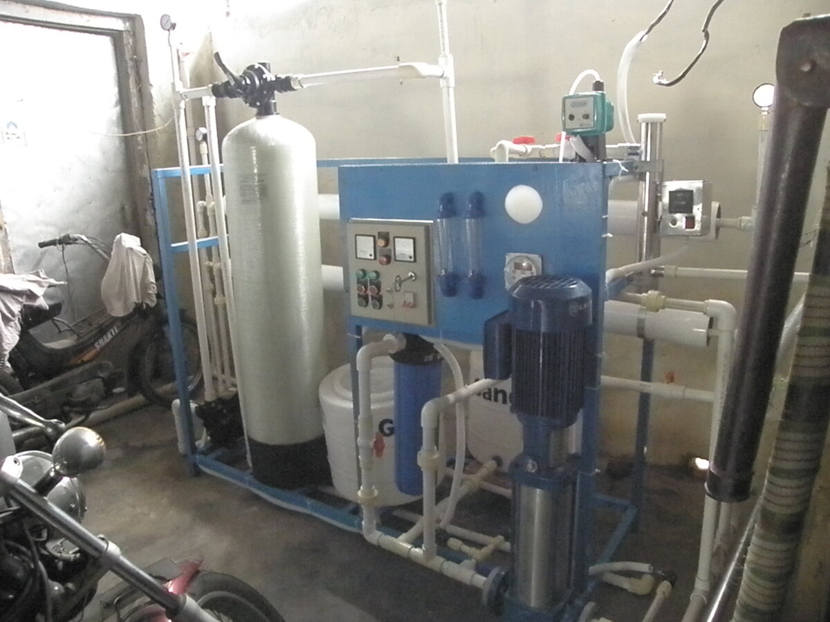 Commercial 1000 liter reverse osmosis water purification plant